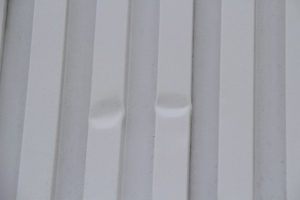 外壁塗装について・・金属系サイディング壁の劣化